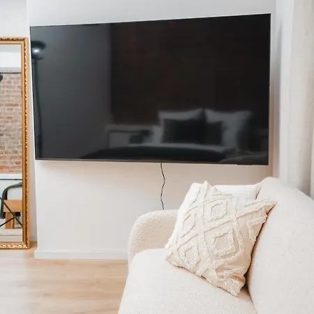 Lägenhet 3 Schlafzimmer & 3 Baeder I Loft Suedstadt